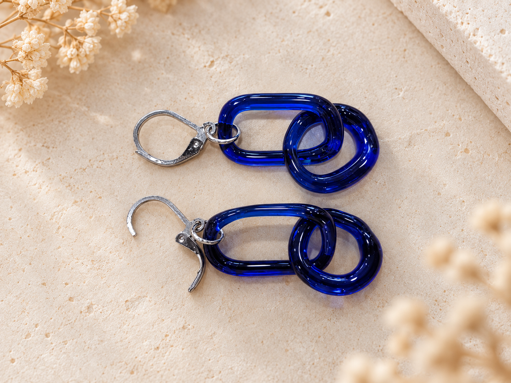 Boucle d'oreille en chaine de verre