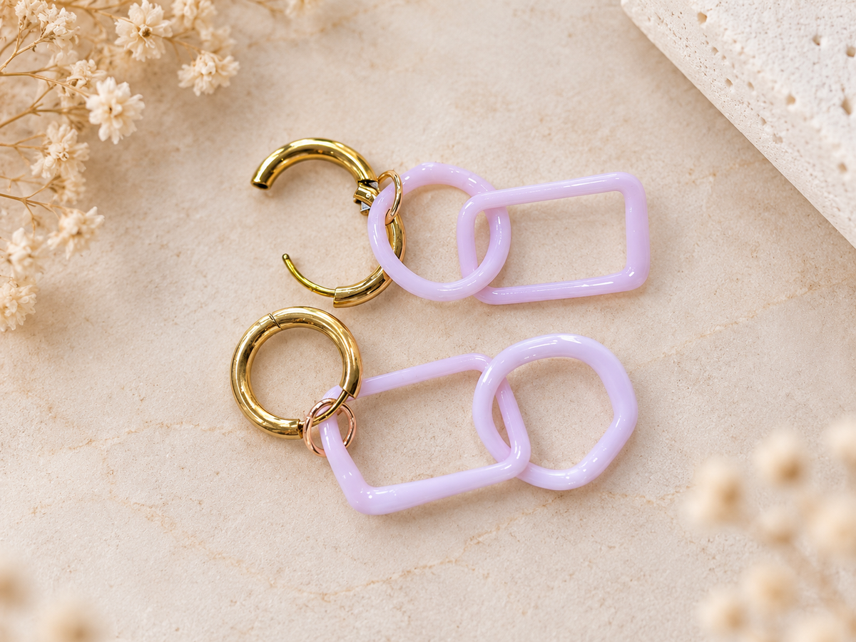 Boucle d'oreille en chaine de verre