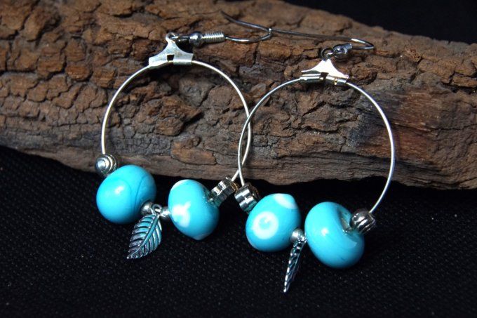 Boucles d'oreilles bleues