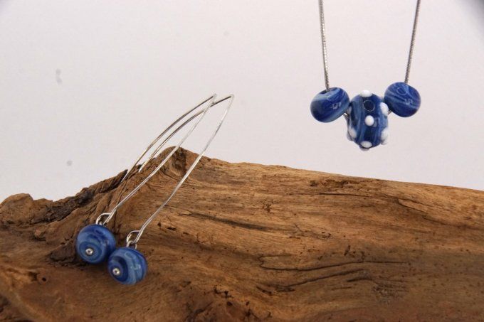 Boucles d'oreilles bleues